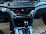 Hyundai Elantra-4