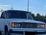 LADA (VAZ) 2107-1