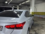 Hyundai Accent-5