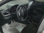 Hyundai Accent-6