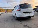 Renault Grand Scenic-6