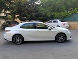 Toyota Camry-5