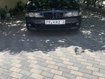 BMW 320-1