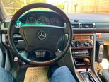 Mercedes 200 E-16