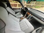 Mercedes 200 E-17