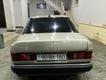 Mercedes 190-12