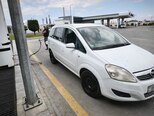 Opel Zafira-6