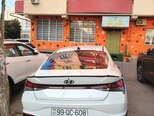 Hyundai Elantra-12