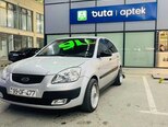 Kia Rio-2
