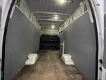 Ford Transit-9