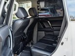 Toyota Land Cruiser Prado-4