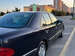 Mercedes E 230-7