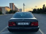 Mercedes E 230-2