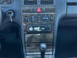 Mercedes E 230-12