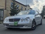 Mercedes E 270-11