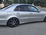 Mercedes E 270-9