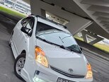 Toyota Prius-2