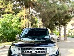 Mitsubishi Pajero-2