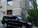 Mitsubishi Pajero-5