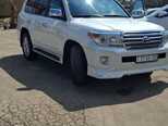 Toyota Land Cruiser-12