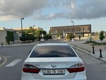 Toyota Camry-5