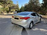 Hyundai Avante-5