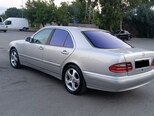 Mercedes E 270-4