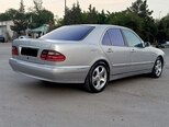 Mercedes E 270-3