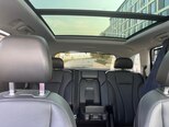 Audi Q7-11