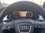 Audi Q7-8