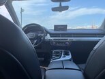Audi Q7-6