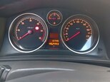 Opel Zafira-5