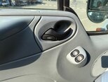 Ford Transit-13