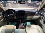 Mitsubishi Pajero-14