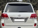 Toyota Land Cruiser-10