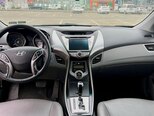 Hyundai Elantra-5