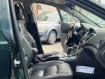 Chevrolet Cruze-19