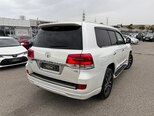 Toyota Land Cruiser-5