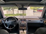 Mercedes E 320-3