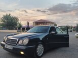 Mercedes E 200-3