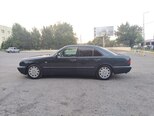 Mercedes E 200-13