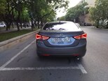 Hyundai Elantra-15