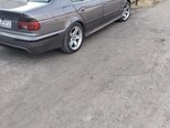 BMW 523-4