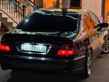 Mercedes E 320-4