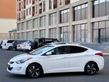 Hyundai Elantra-32
