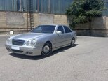 Mercedes E 320-2