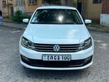 Volkswagen Polo-1