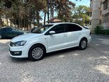 Volkswagen Polo-2