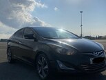 Hyundai Elantra-3