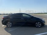 Hyundai Elantra-4